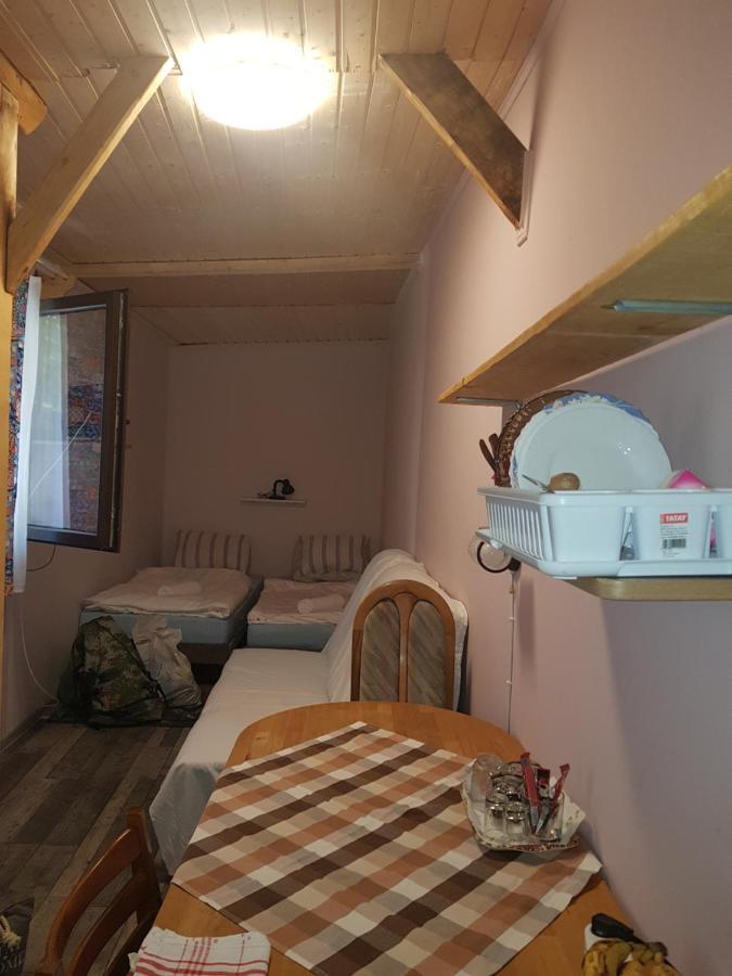 Hompot Accommodation Deva Ngoại thất bức ảnh