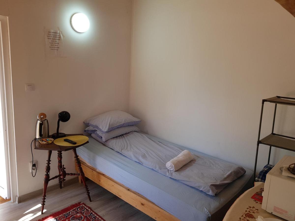 Hompot Accommodation Deva Ngoại thất bức ảnh