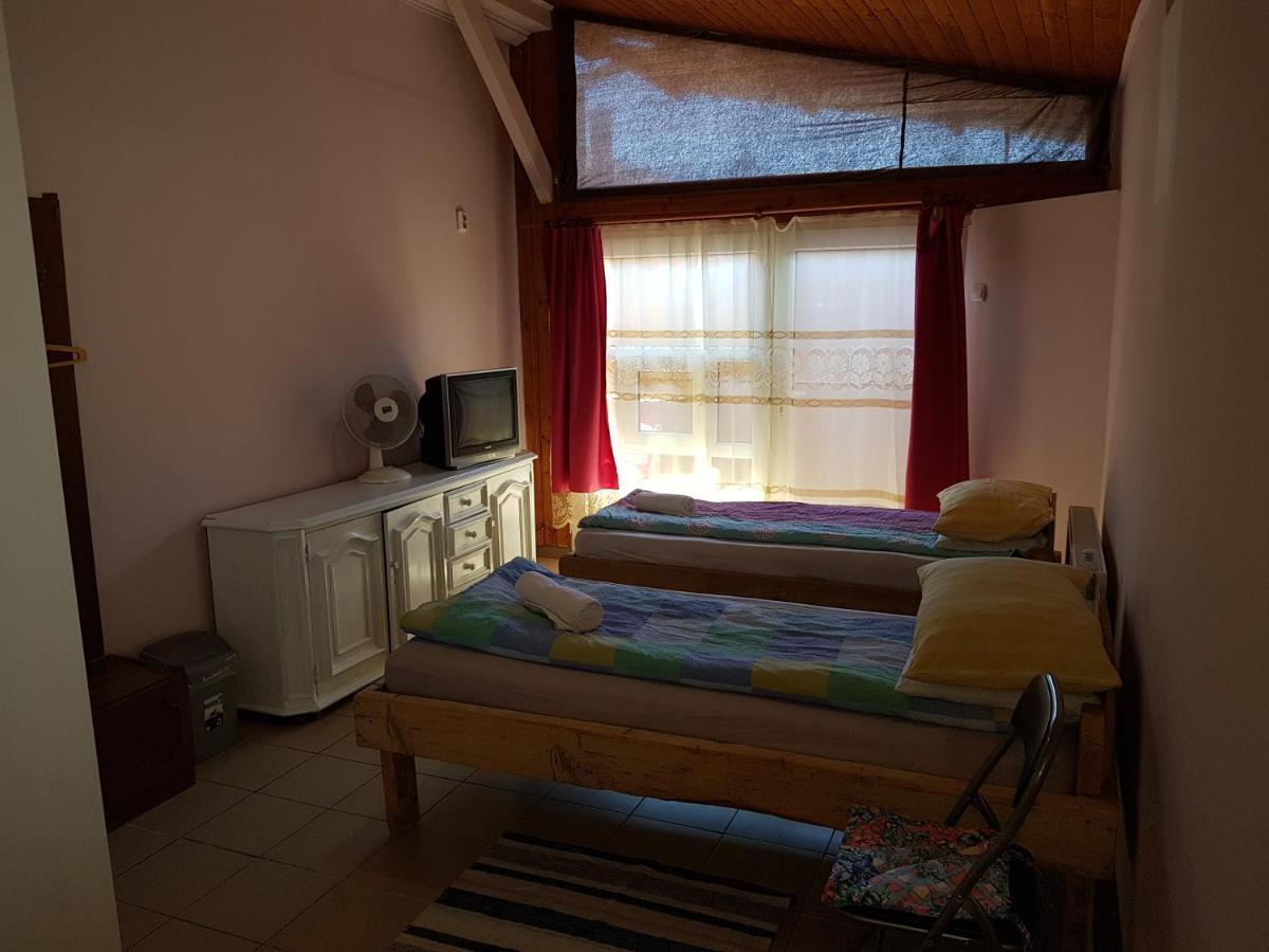 Hompot Accommodation Deva Ngoại thất bức ảnh