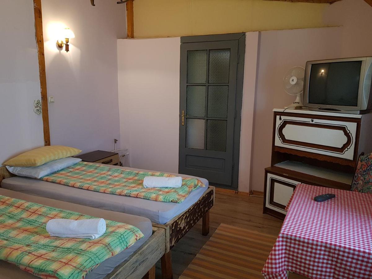 Hompot Accommodation Deva Ngoại thất bức ảnh